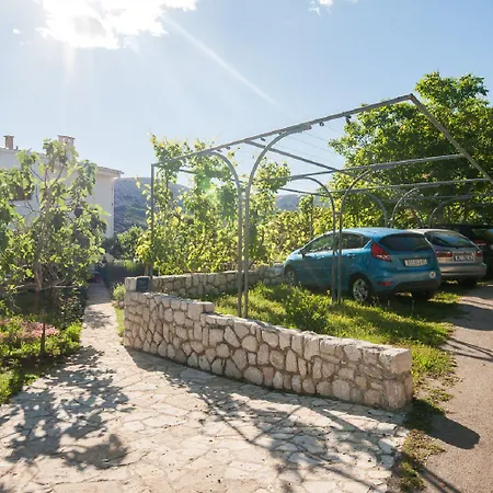 Apartment Mit Meerblick Nur 250 Meter Zum Baska (Krk)