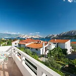 Apartman Mit Meerblick Nur 250 Meter Zum